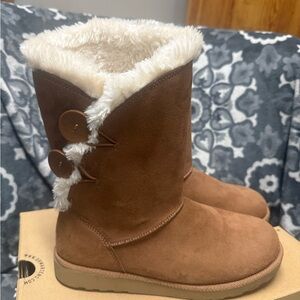 Cozy Brown Suede Women's Boots
